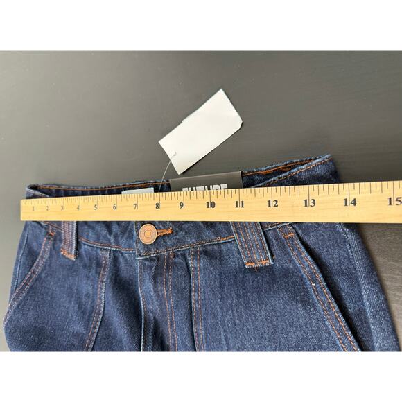NWT The Future Collective Women’s jeans size 2 high rise, straight leg - Picture 4 of 5